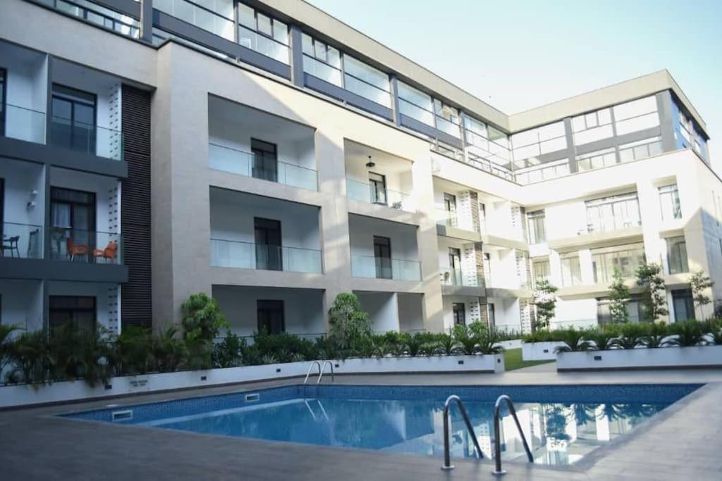 Pool View Apartment @Embassy Gardens Άκρα Εξωτερικό φωτογραφία