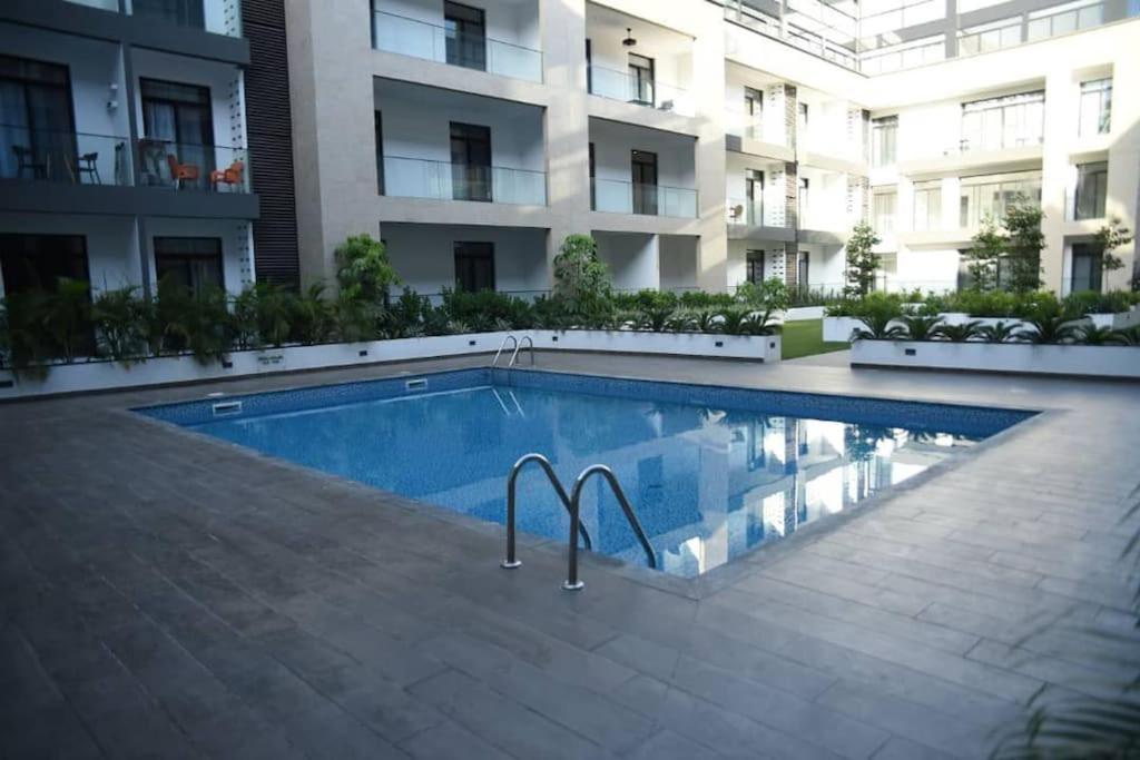 Pool View Apartment @Embassy Gardens Άκρα Εξωτερικό φωτογραφία